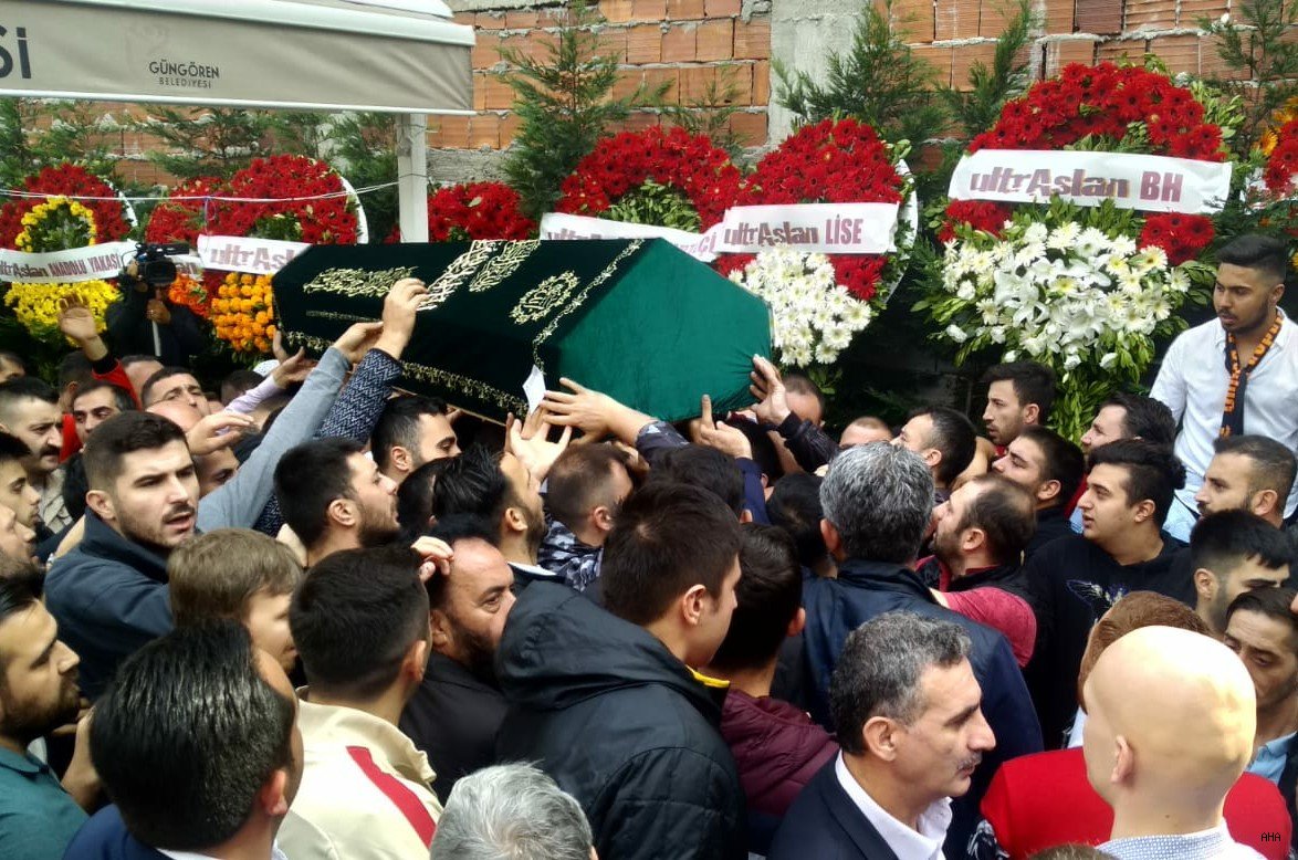 Trabzonlu Gökhan Osman dua ve tekbirlerle son yolculuğuna uğurlandı