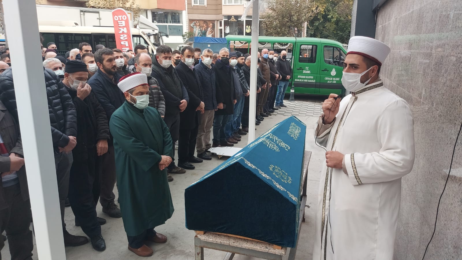 Ali Turan sevenlerini gözü yaşlı geride bıraktı Hakka yürüdü