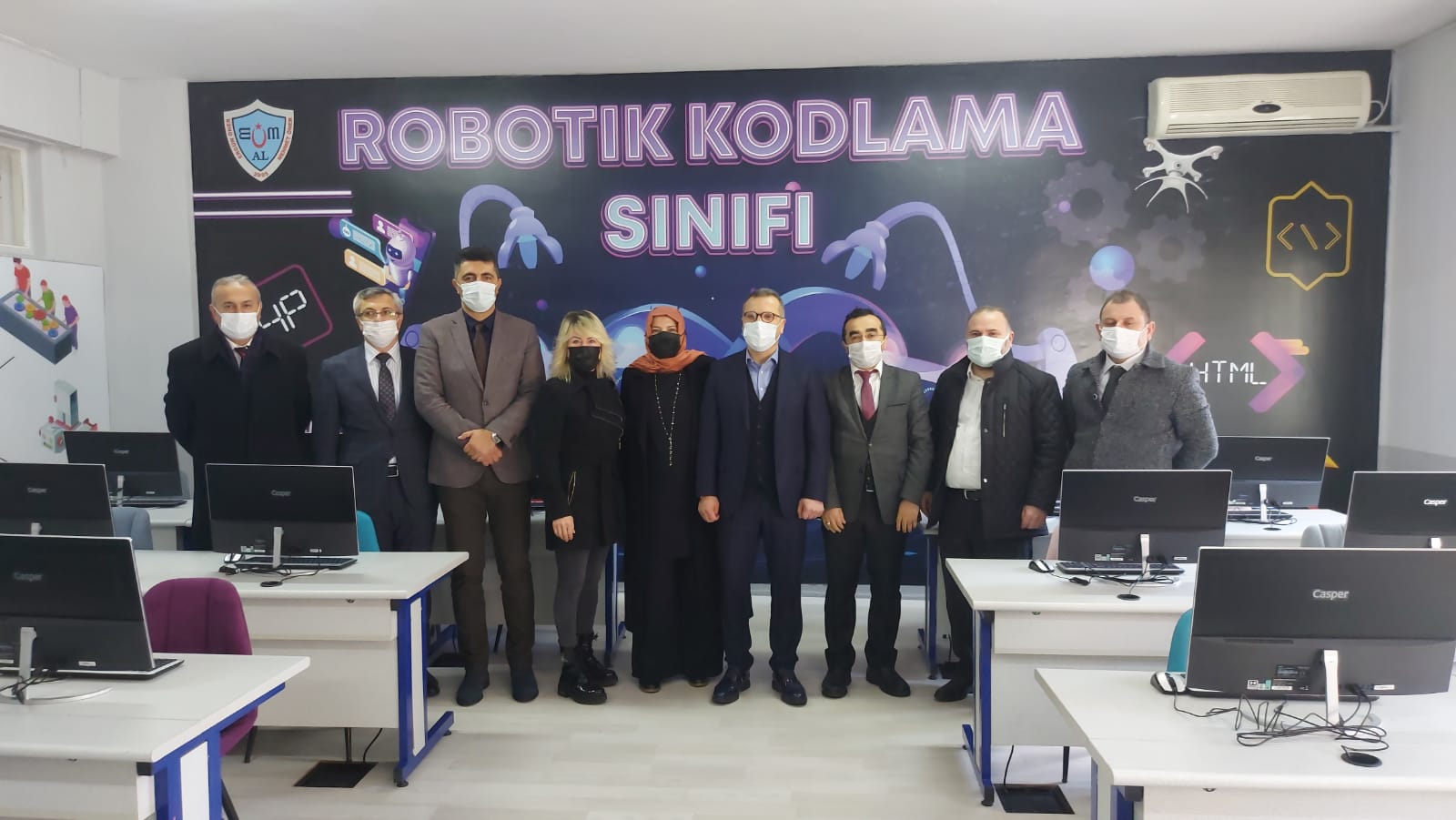 Talip Öztürk Robotik kodlama sınıfı kapılarını açtı